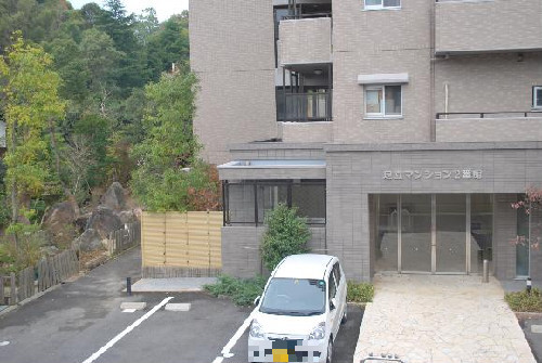 足立マンション